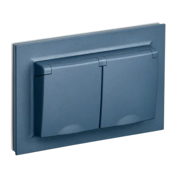 Розетка ИЭК BRITE 2х2P+E Schuko шторки с крышкой 2-я 16А IP44 маренго в сборе (РСбш12-3-44-БрМ)