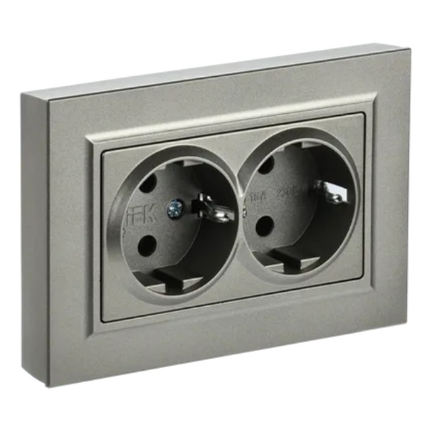 Розетка ИЭК BRITE 2х2P+E Schuko со шторками двойная 16А шампань в сборе (РСш12-3-БрШ)