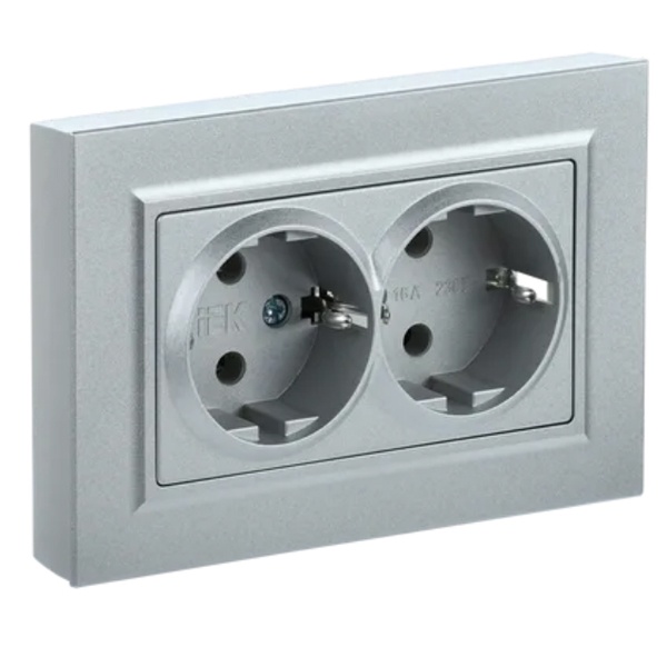 Розетка ИЭК BRITE 2х2P+E Schuko со шторками двойная 16А сталь в сборе (РСш12-3-БрС)