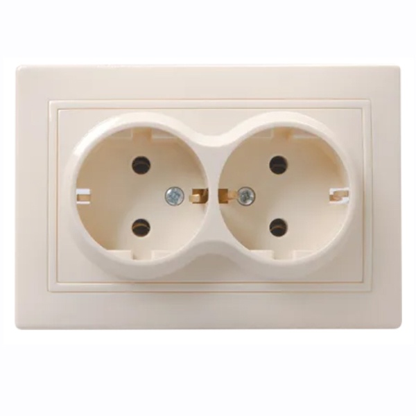 Розетка двойная 2х2P+E Schuko без шторок Generica КВАРТА 16А керамика кремовый (РС12-3-Км)