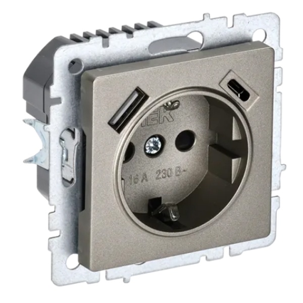 Зарядка ИЭК BRITE розетка 2Р+Е со шторками 16А с USB A+С 3,1А шампань (РЮш11-1-БрШ)