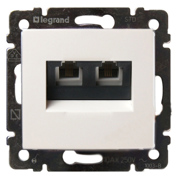 Розетка телефонная двойная Legrand Valena 2хRJ11 белая (774439 в индивидуальной упаковке)