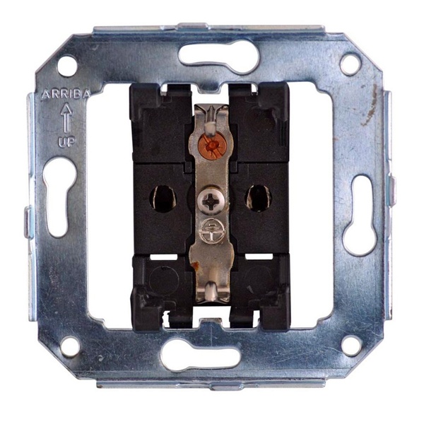 Механизм розетка с заземлением без лицевой накладки Bironi Шедель