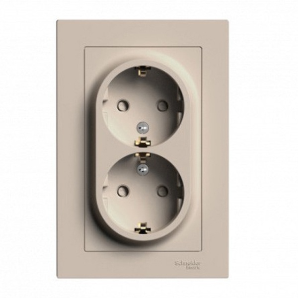 Розетка двойная с заземлением со шторками SE AtlasDesign 16А в сборе, песочный