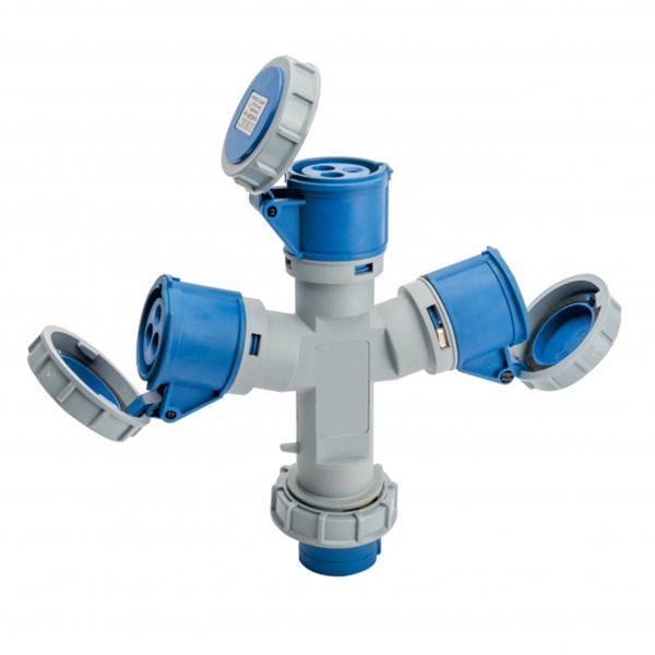 Адаптер трехлучевой DEKraft 1013W 2Р+РЕ 16А 250В IP67 АП-103