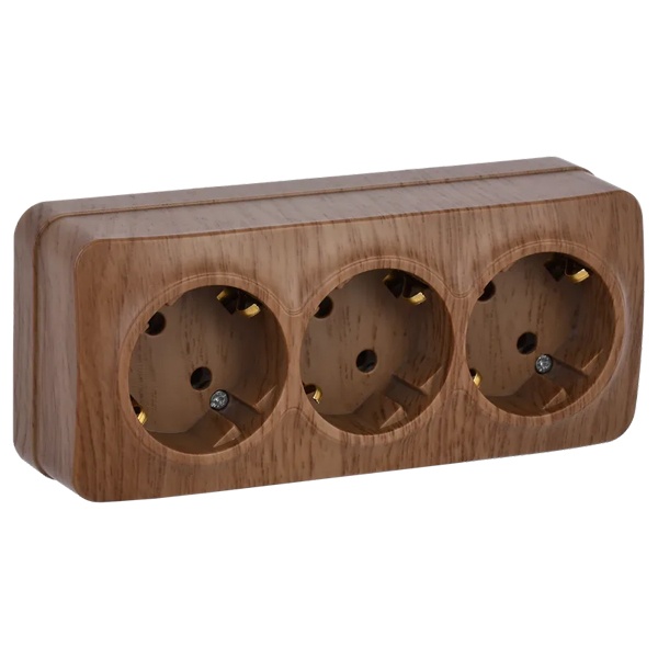 Накладная розетка 3-ая ИЭК GLORY с заземлением без шторок 16А РС23-3-ХД дуб