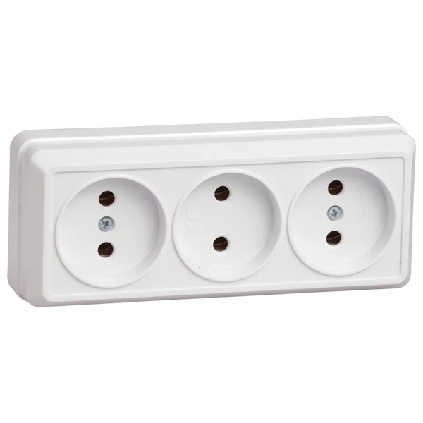 Накладная розетка 3-ая Generica Октава без заземления РС23-2-ОБ 2P 10А белый