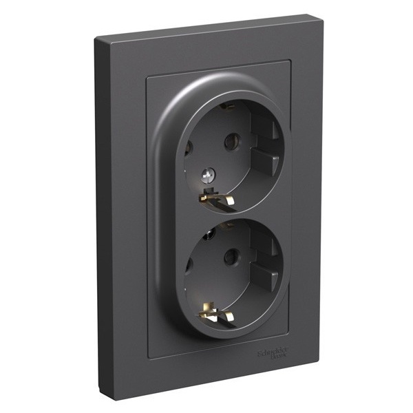 Розетка двойная с заземлением со шторками SE AtlasDesign 16А в сборе, базальт