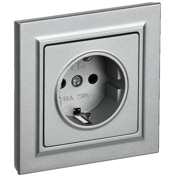 Розетка ИЭК BRITE 2P+E Schuko со шторками 16А в сборе алюминий (РСР14-1-0-БрА)