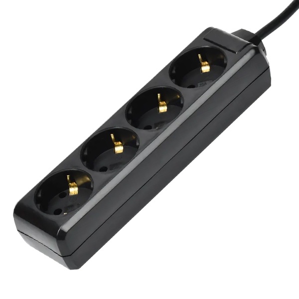 Удлинитель ИЭК У04 4х2P+PE 4 розетки с заземлением 3м 3х1мм2 16А/250В черный