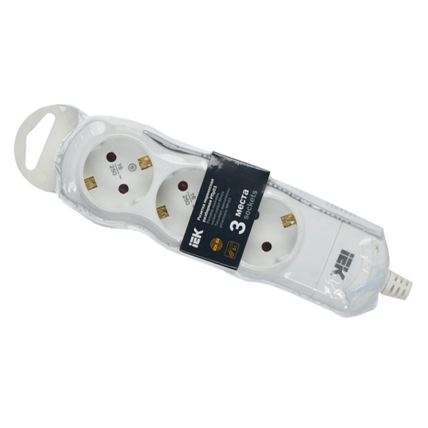 Колодка электрическая ИЭК РПр03 на 3 розетки 16А с заземлением и шторками белая