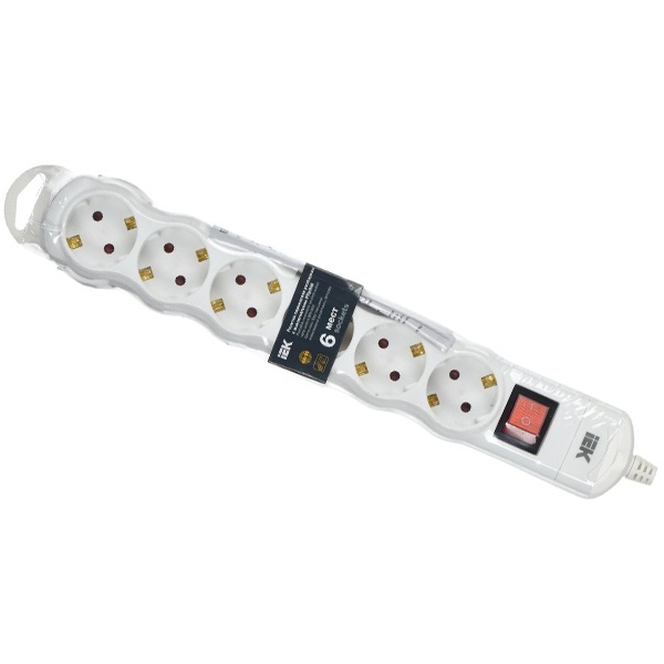 Колодка электрическая на ИЭК РПр06В 6 розеток 16А с заземлением, шторками и выключателем белая