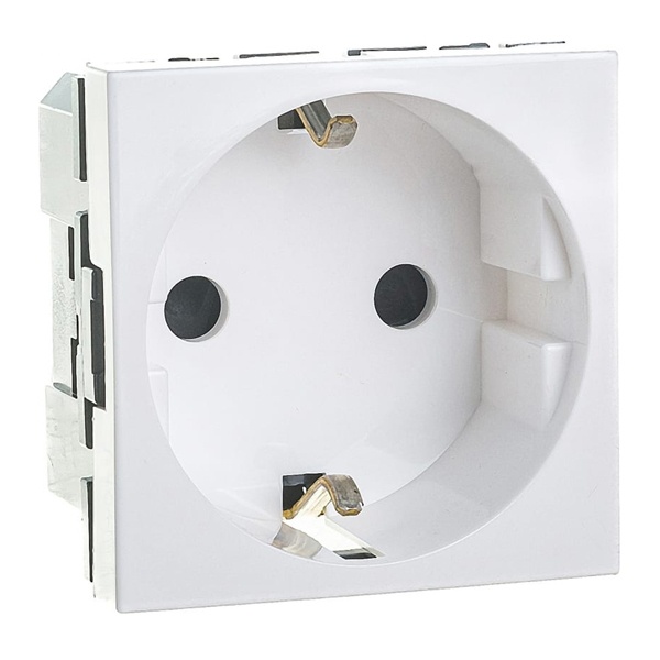 Розетка SPL 2К+З винтовой зажим немецкий стандарт с защитными шторками 2м (аналог 077213) белый