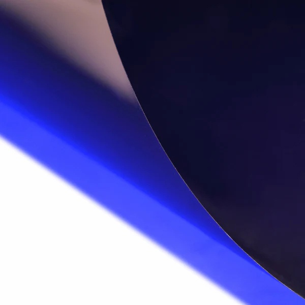 Светофильтр пленочный LEE Filters LEE 181 Congo Blue рулон 7,62x1,22 м