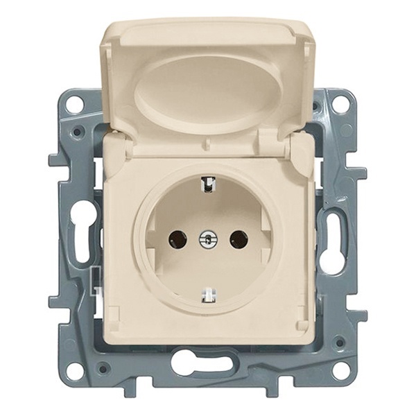 Розетка Legrand Etika IP44 заземлени со шторками с защитной крышкой винтовые зажимы слоновая кость (бежевый)