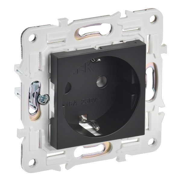 Розетка с заземлением ИЭК SKANDY SK-R05Bl 16А черный