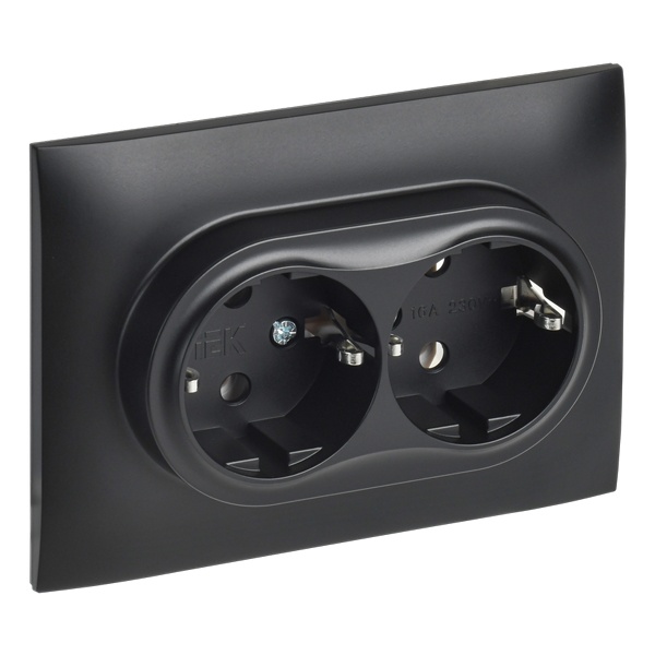 Розетка 2-я с заземлением в сборе ИЭК SKANDY SK-R08Bl 16А черный