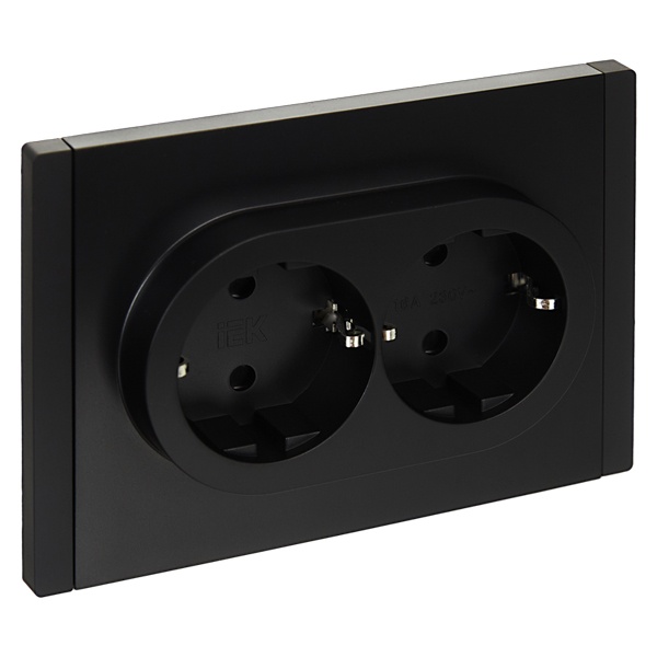 Розетка 2-я с заземлением в сборе ИЭК FORTE&PIANO FP123 16А шторки автозажим черный