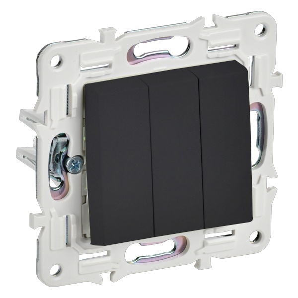 Выключатель трехклавишный ИЭК SKANDY SK-V11Bl 10А черный