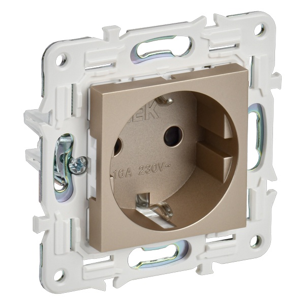 Розетка с заземлением ИЭК SKANDY SK-R06Sh 16А шторки автозажим шампань