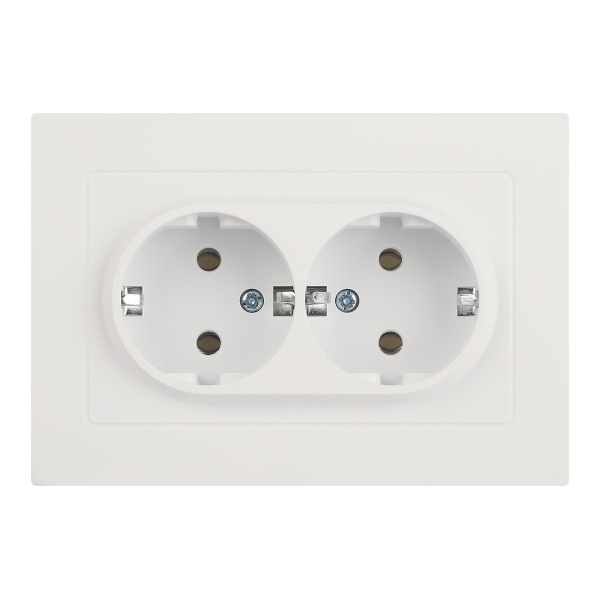 Розетка Intro Accent 2X2P+E Schuko 16А-250В IP20 белый матовый 6-205-01М