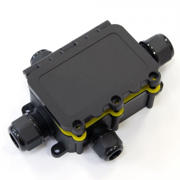 Распределительная коробка Промрукав откидная крышка 4-вводная IP68 ПА66 40А 450В d3,5-12мм 131х95х37