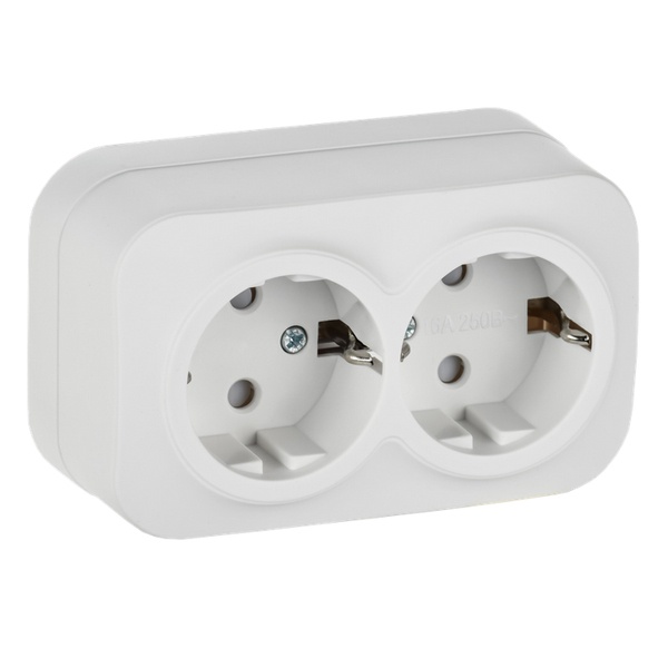 Накладная розетка 2-ая ИЭК GLORY с заземлением и шторками 16А РСш22-3-ХБм белый матовый