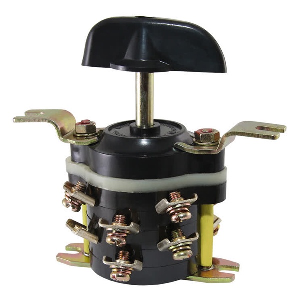 Пакетный переключатель TDM ПП4-16/Н2 4П 16А исполнение 1 IP00