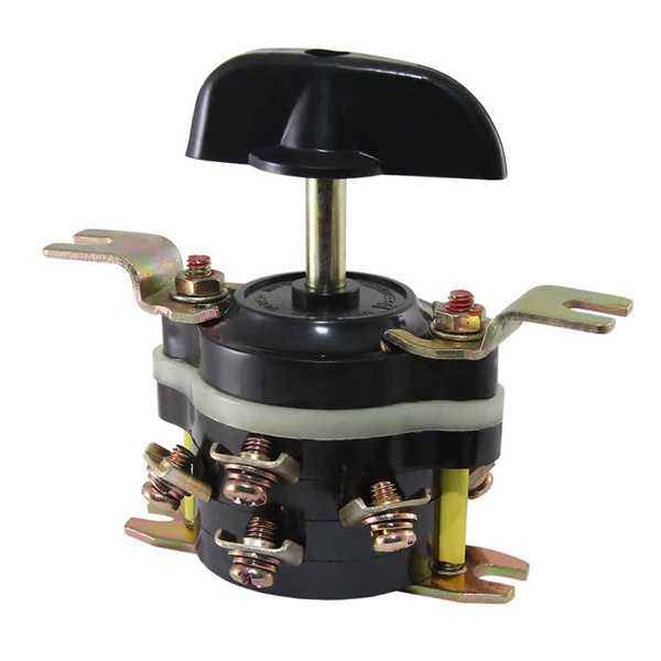 Пакетный переключатель TDM ПП3-100/Н2 3П 100А исполнение 1 IP00