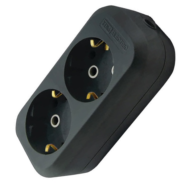 Колодка TDM розеточная 2 гнезда 2П+З 16А 250В черная