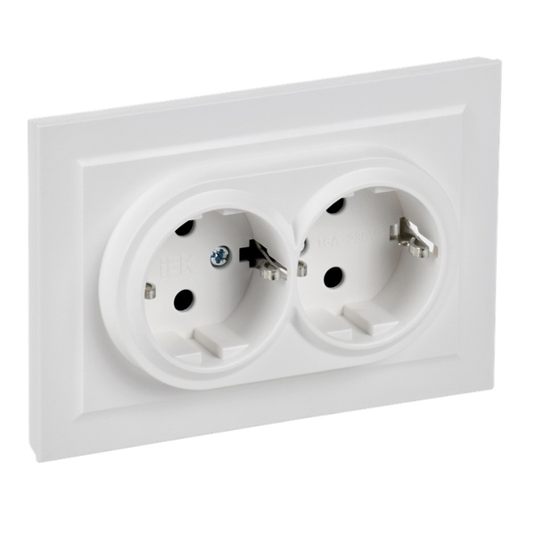 Розетка ИЭК BRITE 2х2P+E Schuko со шторками двойная 16А арктический белый в сборе (РСш12-3-БрАБ)