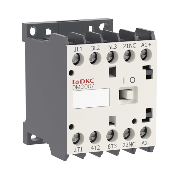 Миниконтактор DKC YON DMC007 7A 3кВт AC3 3P 1НО катушка 220В AC