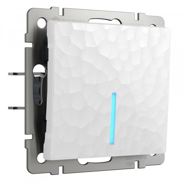 Выключатель одноклавишный проходной с подсветкой Werkel Hammer белый