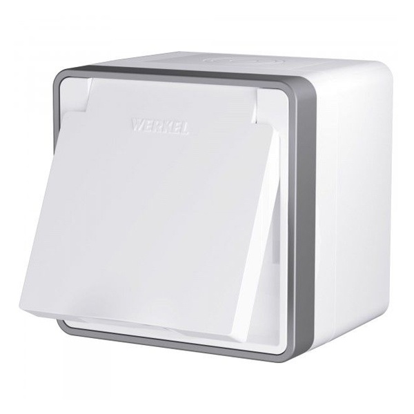 Розетка накладная влагозащищенная с заземлением с крышкой и шторками IP44 Werkel Gallant белый