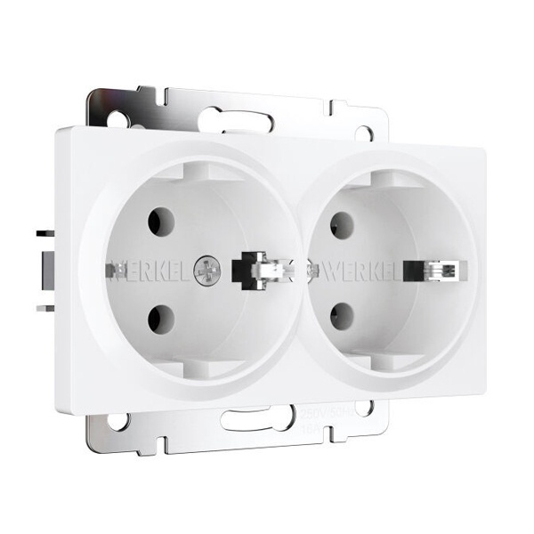 Розетка двойная с заземлением Werkel белый матовый