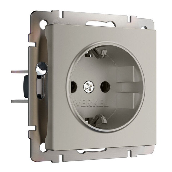 Розетка с заземлением и шторками Werkel дымчатый