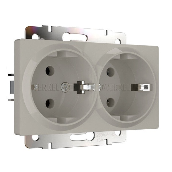Розетка двойная с заземлением Werkel дымчатый