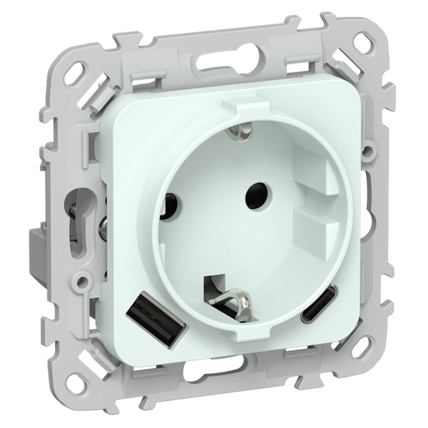 Розетка с зарядкой 2Р+Е со шторками ИЭК FLITE РСЮшс11-1-ФлХЛ 16А с USB AC 20Вт автозажим холодный лё