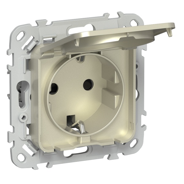 Розетка с заземлением ИЭК FLITE РСшкр11-0-44-ФлШ 16А шторки крышка IP44 шампань