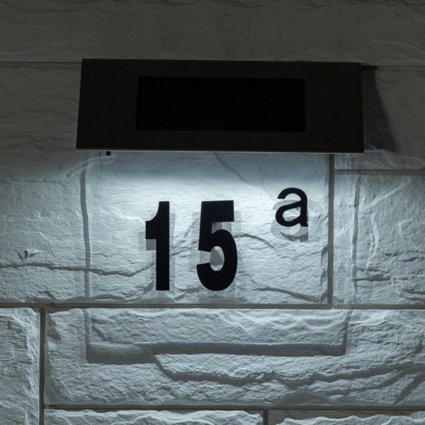 Номер дома с подсветкой ЭРА ERASF22-40 на солнечной батарее 4 LED 6500K 50Lm IP44