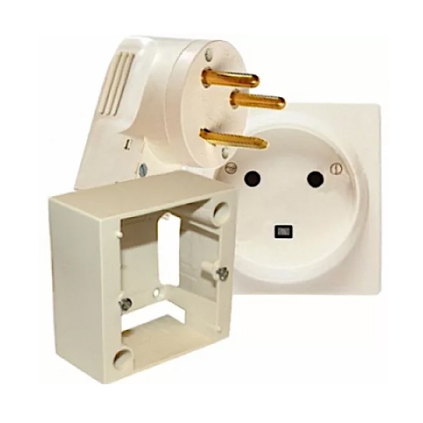 Розетка с вилкой и накладной коробкой Legrand 2P+Т 32А 220В