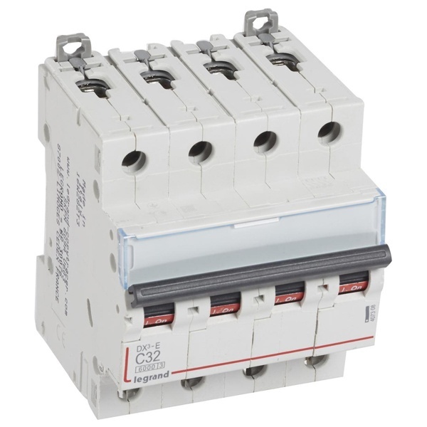 Автоматический выключатель Legrand DX3-E C32 4П 6000/6kA (автомат электрический)