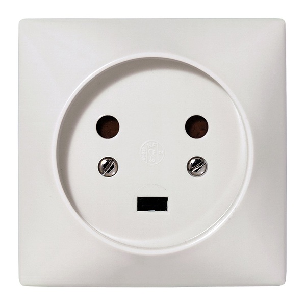 Розетка силовая Legrand 2P+Т 20А