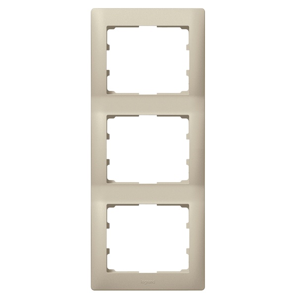 Рамка Legrand Galea Life 3 поста вертикальная Titanium