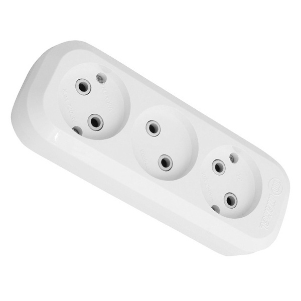 Колодка электрическая Makel на 3 розетки 10А без заземления белая