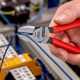 Кусачки боковые Knipex 160мм фосфатированные с однокомпонентными рукоятками