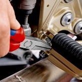 Плоскогубцы Knipex 160мм черненые с двухкомпонентными рукоятками