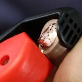 Инструмент КВТ для снятия изоляции с круглых кабелей D8–28мм КС-28