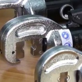 Пресс гидравлический КВТ ручной ПГРс-300у для опрессовки неизолированных наконечников и гильз с АСД