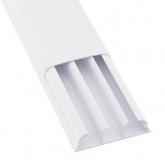 Кабель-канал с крышкой DKC In-liner Front 70х22 пластиковый трехсекционный плинтус (кабельный короб)